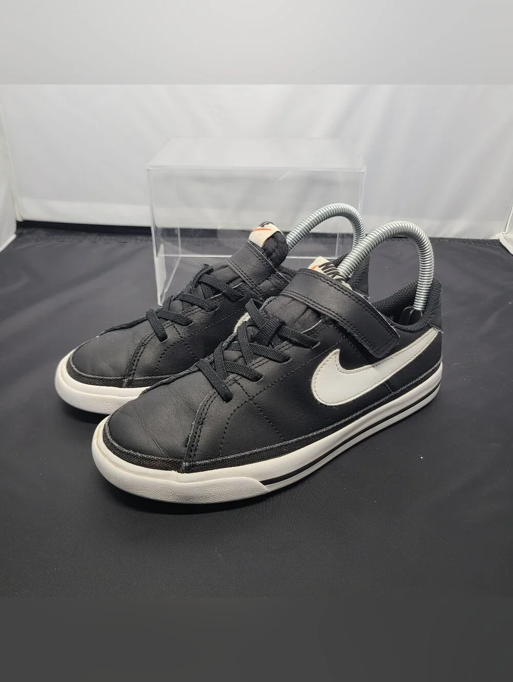 Nike Court Legacy Black White Hook and Loop EUC kids Size 3Y